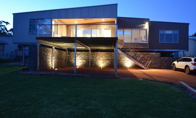Ocean Beach Casa | 22 luces - Vistas al agua, luz y comodidad. WiFi y Netflix incluidos.