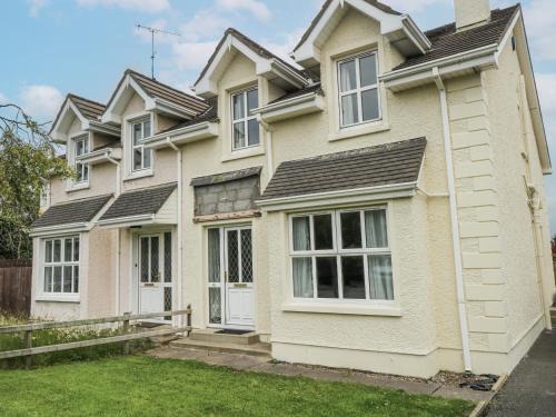 Bundoran Casa | 22 White Maples