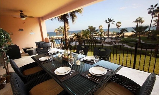 San Jose del Cabo Condominio | 2200 pies cuadrados de lujo frente al mar - ¡Precios especiales de otoño!