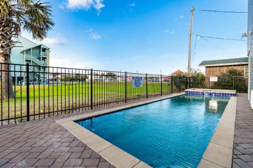 Cherry Grove Beach Casa | 2203 Spring by Together Resorts