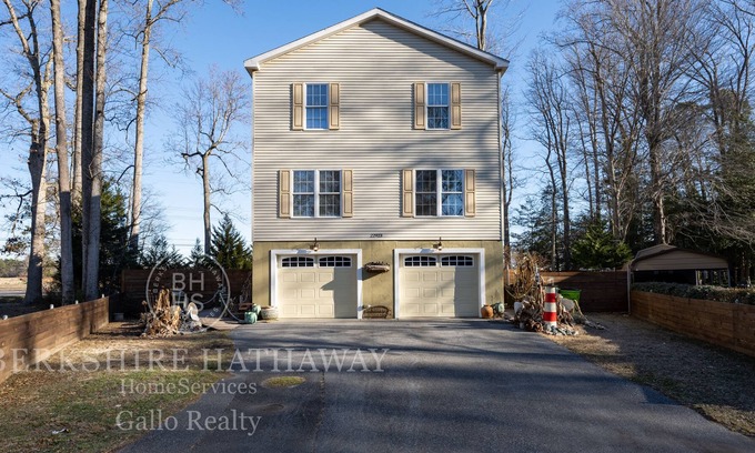 Rehoboth Beach Casa | 22923 Linden - Large home with so many amenities AND pet friendly!