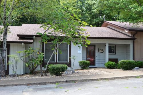 Hot Springs Village Casa | 23 Tomisa Lane