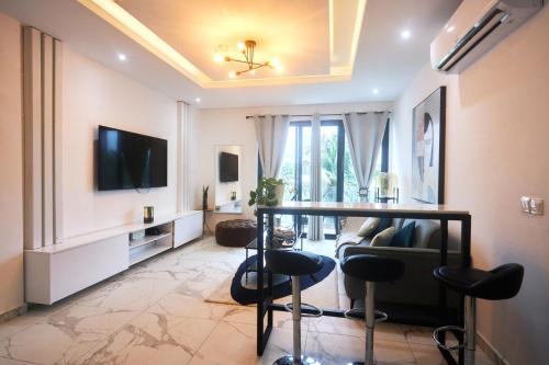 Labadi Apartamento | 233 Boulevard - Luxury Apartment