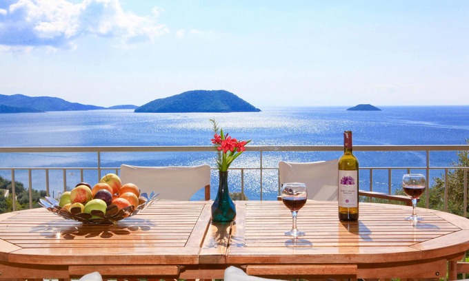 Xanthi Region Villa | 240 m², gran piscina, 300 m de la playa, fantásticas vistas al mar, 2 cocinas, aire acondicionado
