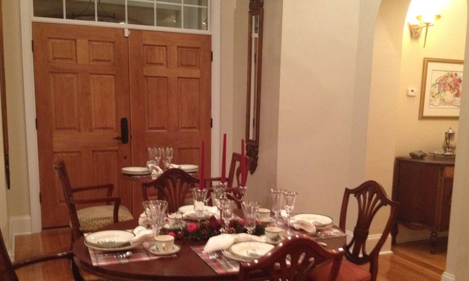 Fort Valley Casa | 2400 square foot house quietly hidden in the trees, 10 miles from Ag Center