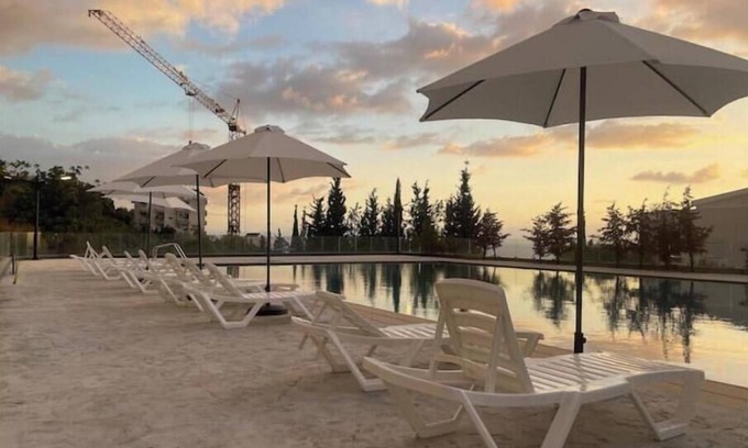 Tabarja Apartamento | 24H Electricity, By the pool APP