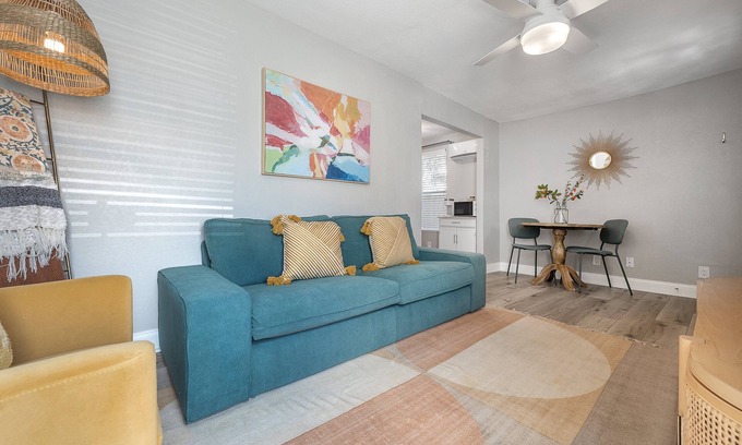 Tampa Apartamento | 2501 W North B St, Unit 7