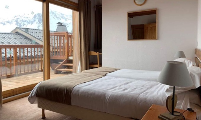 Les Almes Chalet De Esquí | Apartamento de 260 m2, 6 habitaciones, 6 sdbn (12 a 14 personas) en chalet, orientado al sur