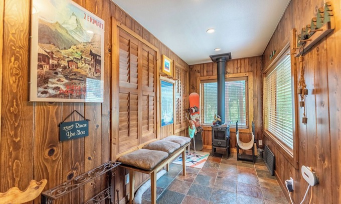 Valley of the Blue Cabaña | 281 Sally Circle by Summit County Mountain Retreats
