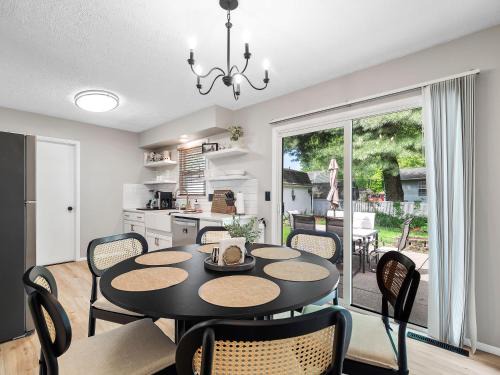Cuyahoga Falls Casa | 291 Hunter Ave bungalow