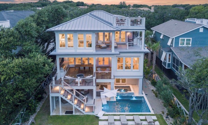 Isle of Palms Casa | 2910 Palm Blvd- New Oceanfront Luxury- Pool, Hot tub, Elevator