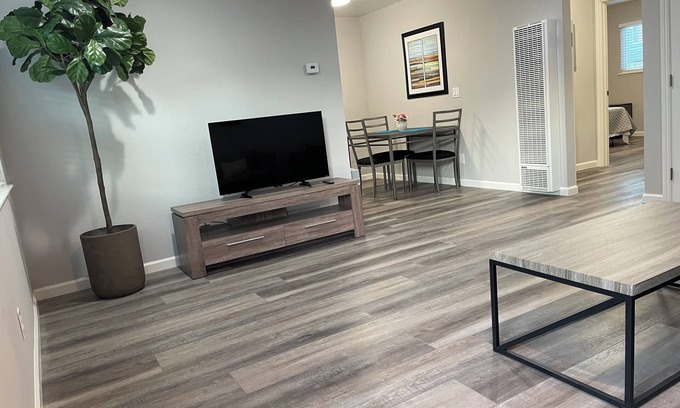 Sunnyvale West Apartamento | 2B1B remold home near High-tech/ Parking/Laundry in Sunnyvale