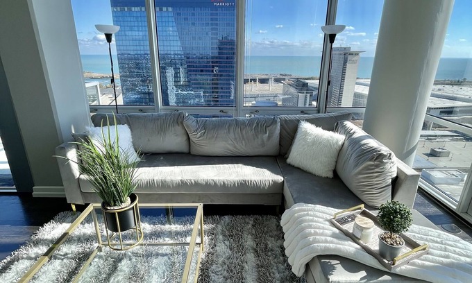 Near South Side Apartamento | 2BED+2BATH Penthouse In South Loop Chicago