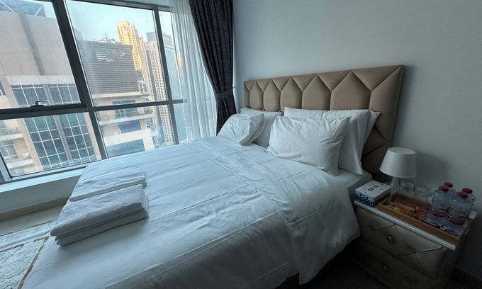 Jumeirah Apartamento | 2BHK Apartment Prime Location-Marina View-High Floor-Walk -1min Tram-5min Beach