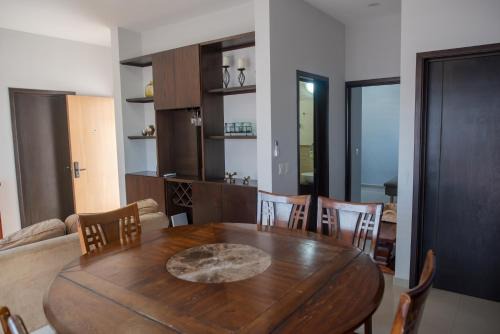 Ferrocarrilera Apartamento | 2br/2ba Condo 1 block to ocean! - Unit #5