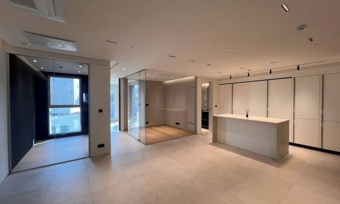 Hannamil-tong Condominio | 2BR/2Ba-New&Luxurious Studio in Hannam, Seoul-Walk to Itaewon & Namsan