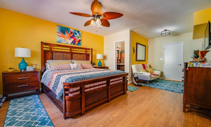 Coral Ridge Apartamento | 2BR/2BA Owner's Unit, Very Large, Private Backyard