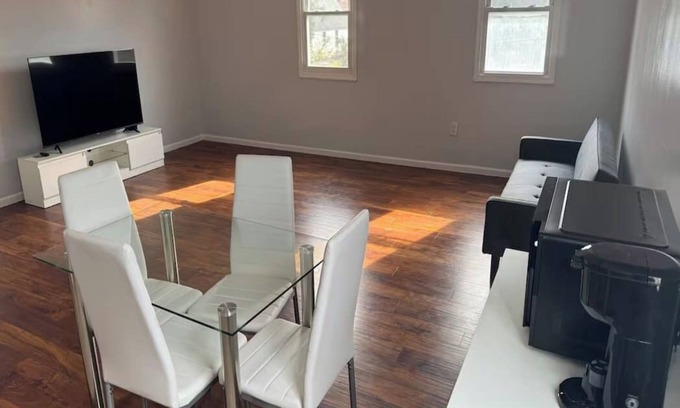 Passaic Apartamento | 2BR Apartment With Easy Access to NYC