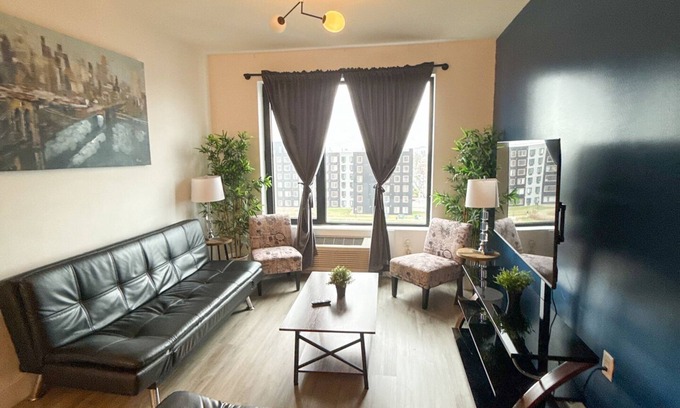 Elizabeth Apartamento | 2BR apt near EWR 1917