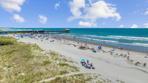 Avon By The Sea Casa | 2BR Beachfront Condo with Pool BBQ & Steps To Pier