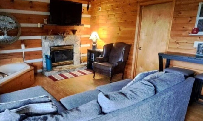 Fancy Gap Cabina | 2BR Cabin with Jacuzzi and Mountain Views - Cabin 5