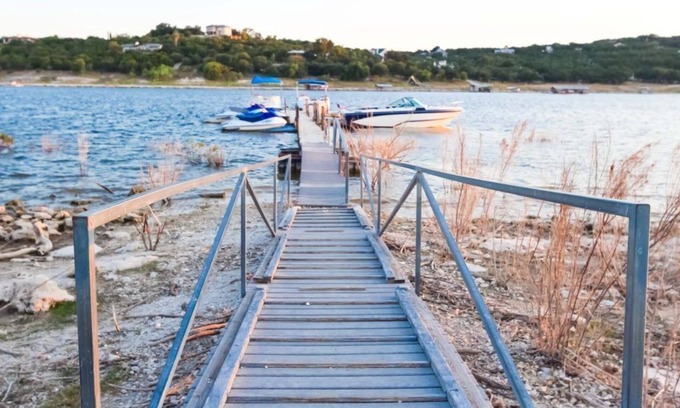 Highland Lake Estates Apartamento | 2BR Condo w/ Lake Access & Pool