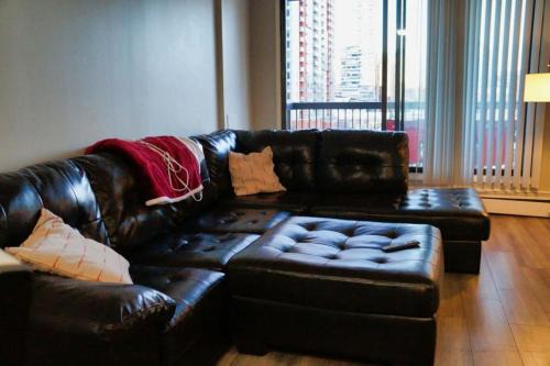 Connaught Apartamento | 2BR Corporate Housing in Downtown Calgary
