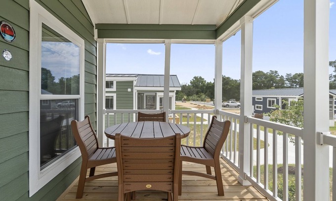 Luray Casa | 2BR Cottage (w/ Loft) by the Shenandoah River - Pet Friendly (V239)
