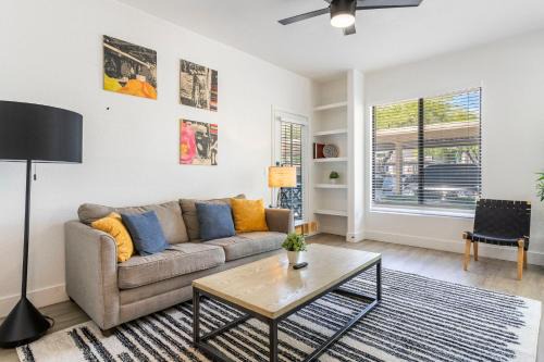 Kierland Apartamento | 2BR CozySuites at Kierland Commons with pool #03