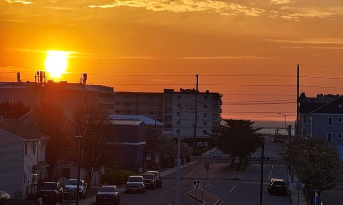 Caine Woods Casa | 2BR Family Friendly Condo w/Large Balcony, Partial Ocean Views, Outdoor Pool