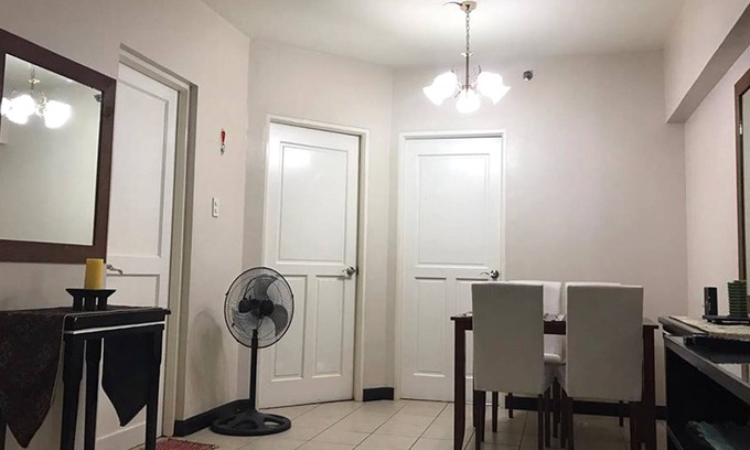 Mandaluyong Condominio | Condominio totalmente amueblado de 2 dormitorios - muy cerca de MAKATI