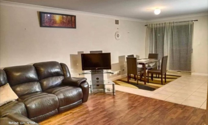 Piccadilly Casa | 2BR luxury house in Piccadilly