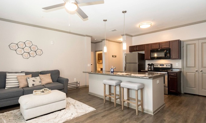 South Nashville Apartamento | 2br Near Downtown+Parking+Pool