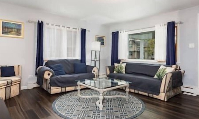 Crete Apartamento | 2BR+Office Apt. Chicago South Suburbs Near Indiana