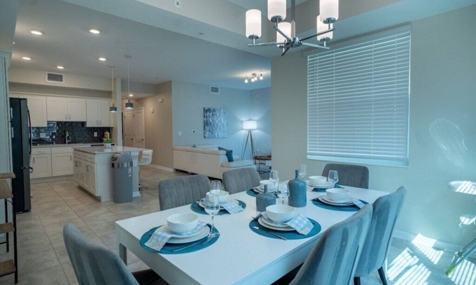 Kissimmee Villa | Storey Lake | Apto 2 Hab + Piscina + Pet Gratis