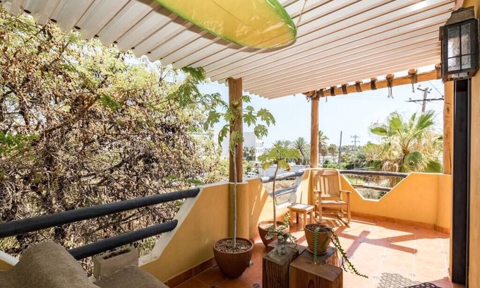 San Jose del Cabo Apartamento | 2BR Surf Loft | Beachside with Terrace by Tasman