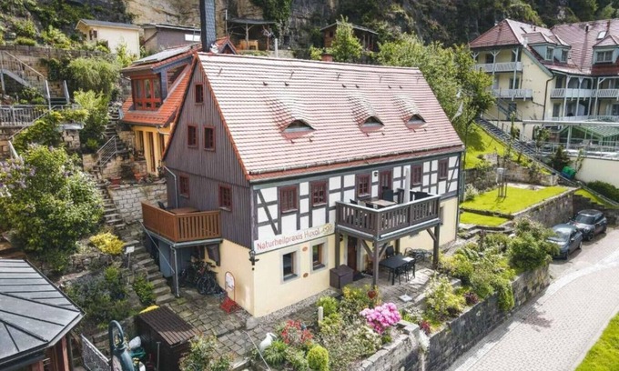 Niederrathen Apartamento | 2nd beautiful maisonette apartment Haus Elbjuwel (1st floor / DG)