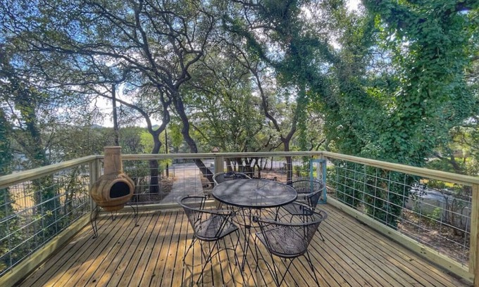 Canyon Lake Apartamento | 2nd floor, 2 bedroom, 2 bathroom unit near Boat Ramp 2 in Canyon Lake!