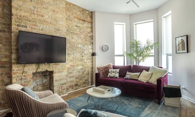 River North Apartamento | 2nd Floor Flat in River North - 2N
