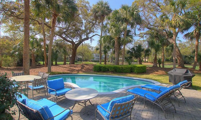 Beach Lagoon Casa | 2nd Row Sea Pines Beach Home, Pet-Friendly with Private Pool and Golf View