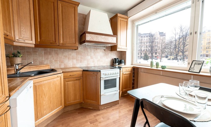 Kallio Apartamento | 2ndhomes Cozy 1BR Apartment with Balcony