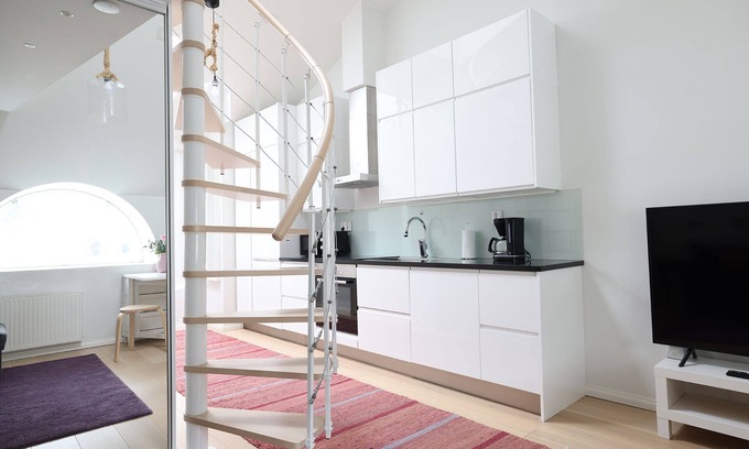 Etu-Toolo Apartamento | 2ndhomes Unique Studio w Sauna & Balcony