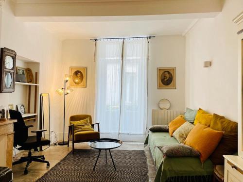 Ecusson Apartamento | 2p 38m2 historic center & old world charm