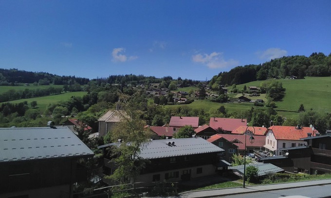 Bogeve Apartamento | Estudio 2pers en el corazón de la Alta Saboya con balcón, reformado.