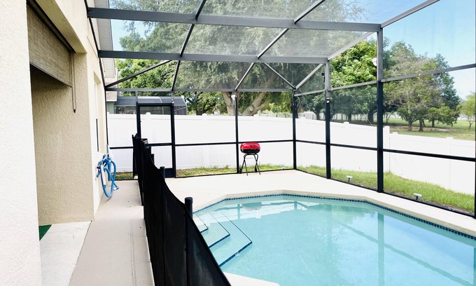 Sunset Ridge Casa | 3/2 Pool home located in Sunset Ridge Community!!