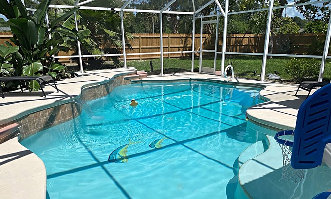 Palm Bay Casa | 3 BDR, fenced house, heated pool, 25 min to beach, dog ok