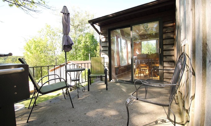 Southampton Casa | 3 bdrm country cottage - Main house - Rosewood cottages