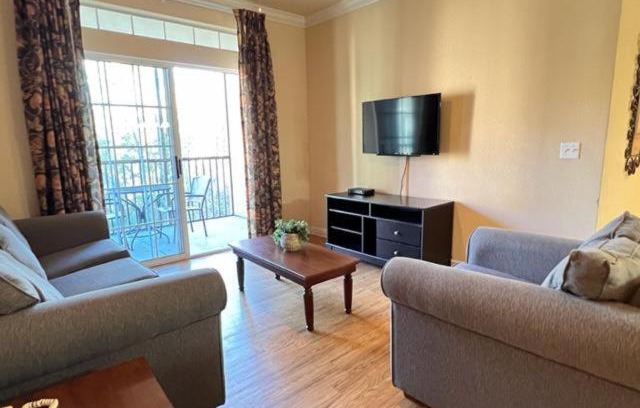 Davenport Apartamento | 3 Bed 2 Bath Condo in Tuscana Resort condo