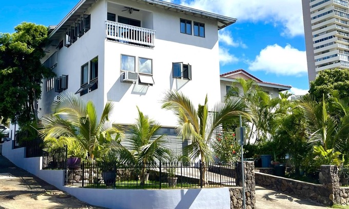 Tantalus Casa | 3 Bed/3 Bath Townhome in Honolulu (Punchbowl)