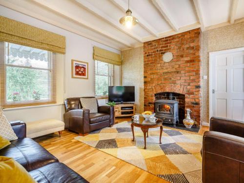 Frongoch Casa | 3 Bed in Bala 88351